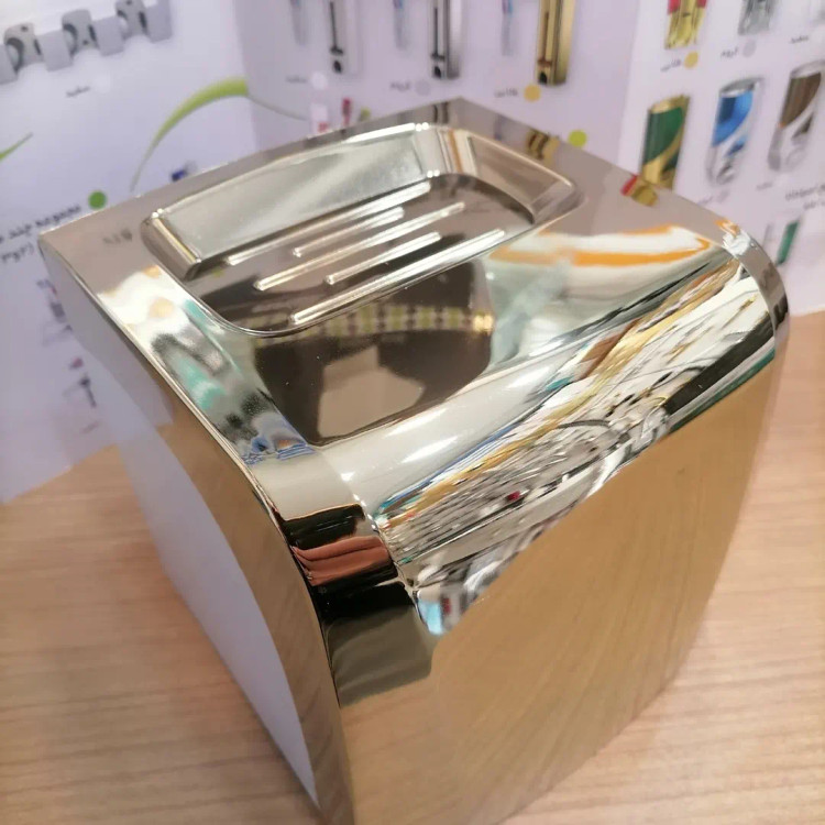 جادستمال رول طلایی مدل بنتی اسپادانا