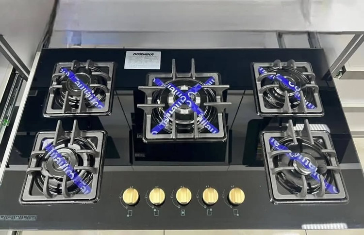 اجاق گاز شیشهای ۵شعله دورنیکا مدل مربع شاخکدار