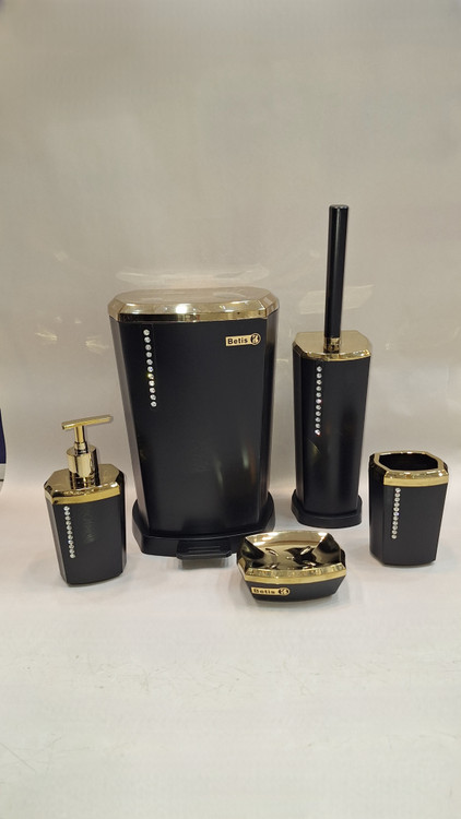 سرویس ۵پارچه بهداشتی لوکس بتیس مدل نگین مشکی طلا